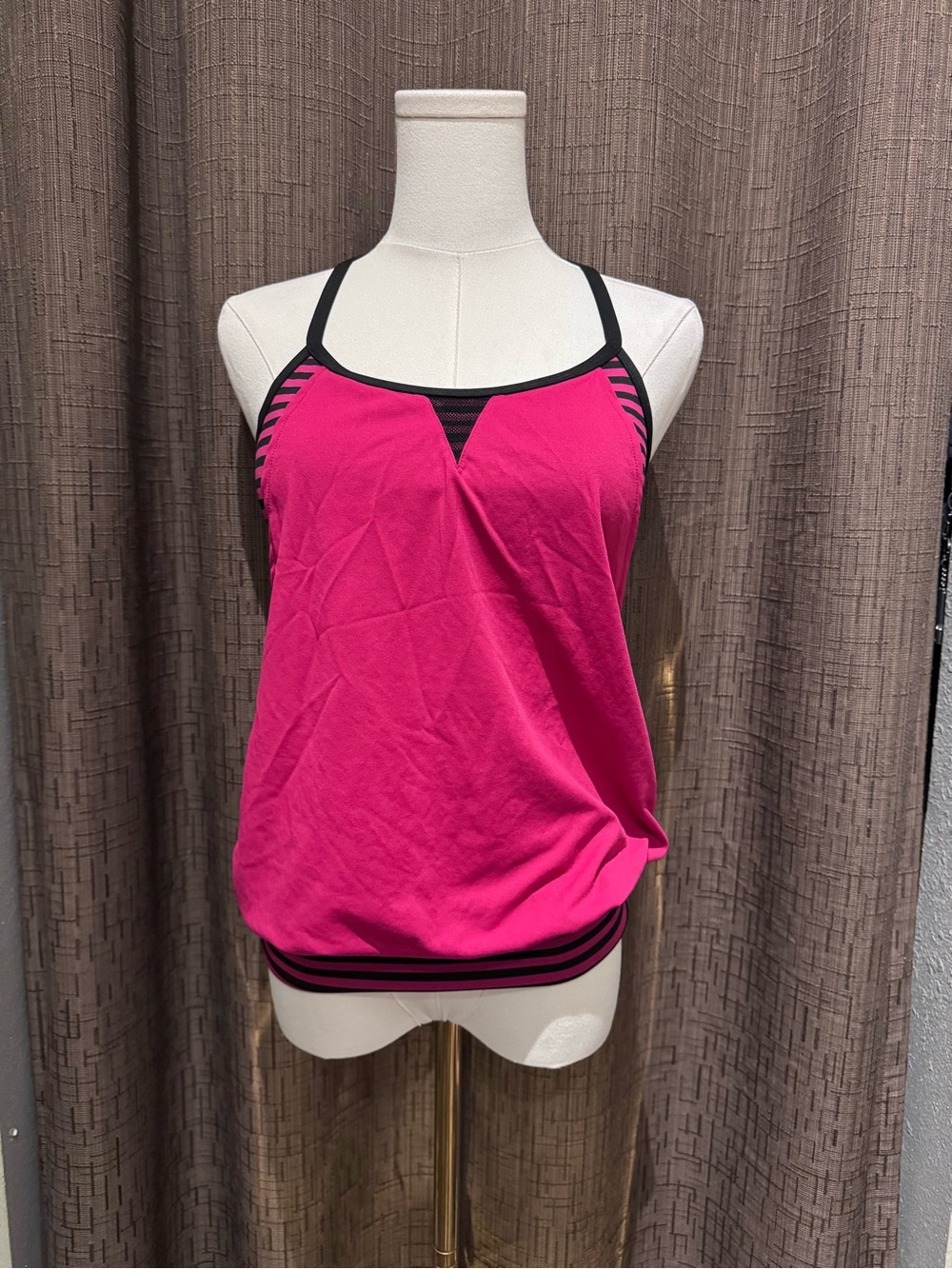 Nike Fuchsia Strappy Swim/Workout Top with Black Trim - Size M